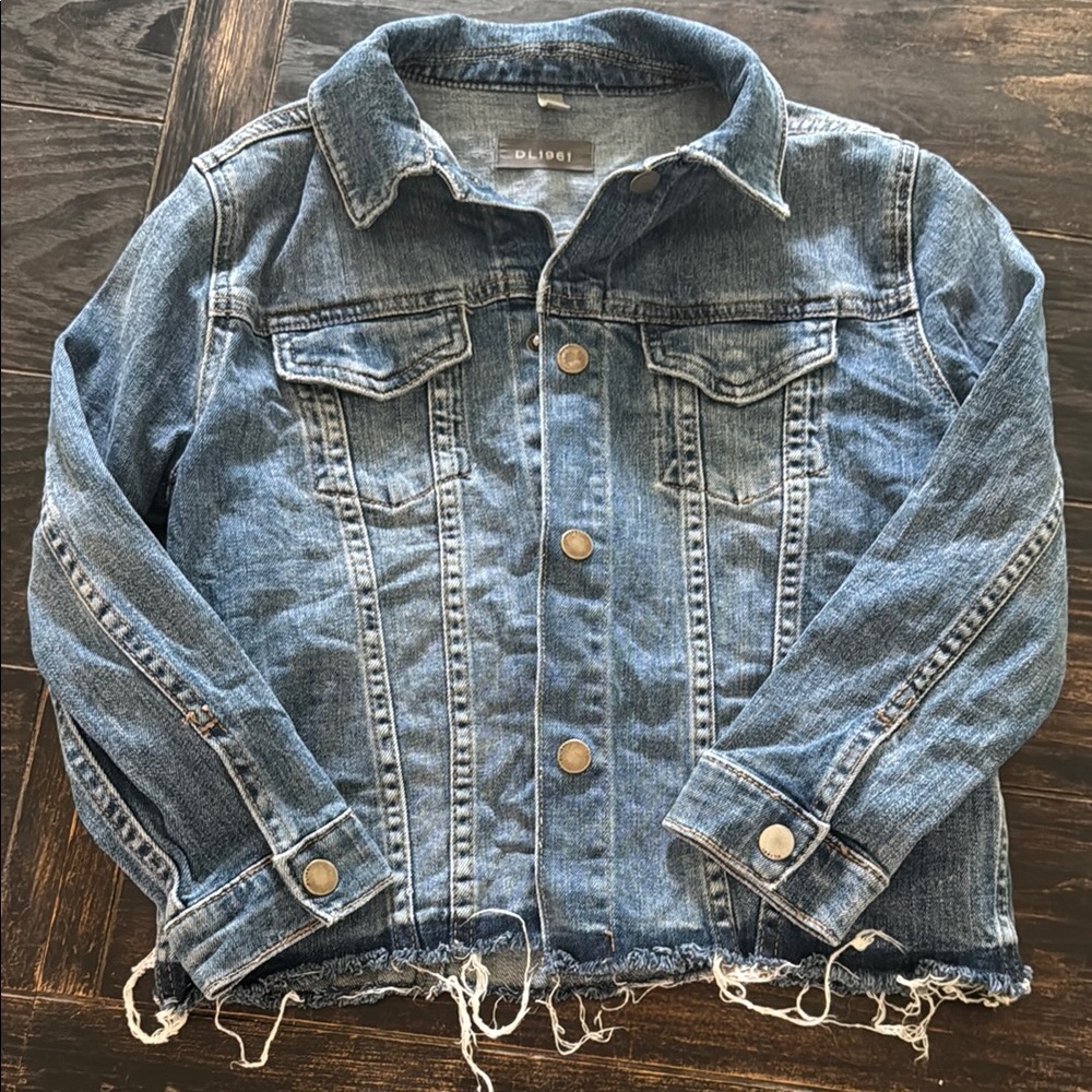 DL1961 Blue Jean Jacket Classic Denim Style